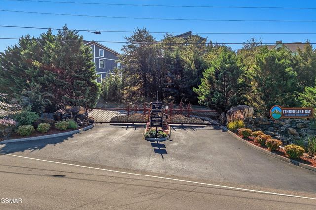 86 Blue Herring Way, Sevierville, TN 37876