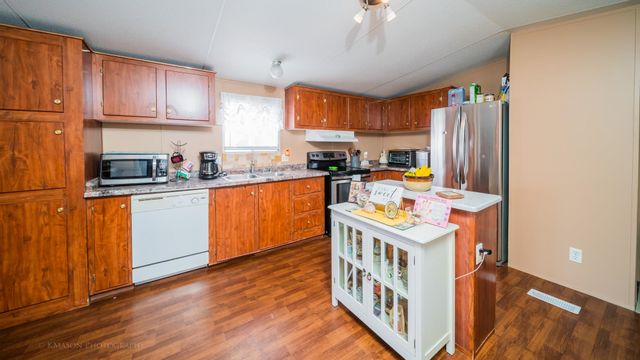 1701 Crystal Lake Dr., Myrtle Beach, SC 29575