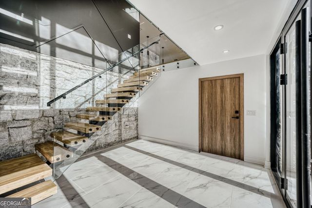 4250 Carmain Drive, Atlanta, GA 30342