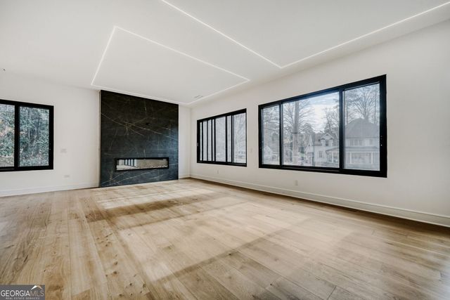 4250 Carmain Drive, Atlanta, GA 30342