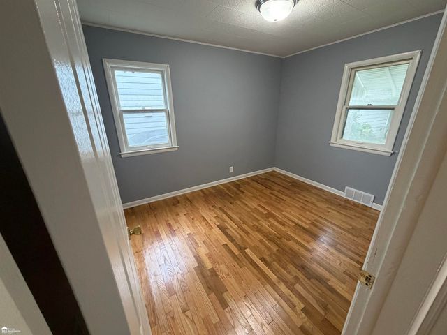 3513 Yale Street, Flint, MI 48503