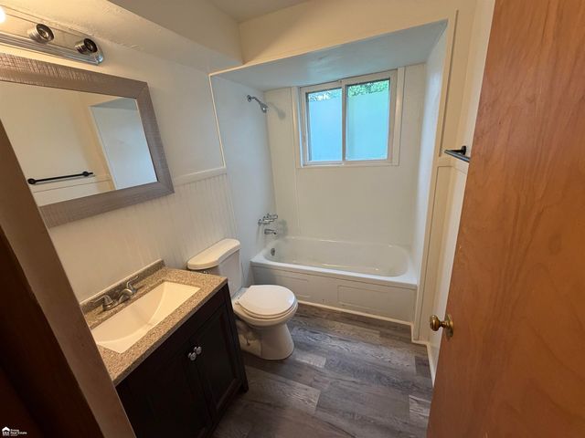 3513 Yale Street, Flint, MI 48503