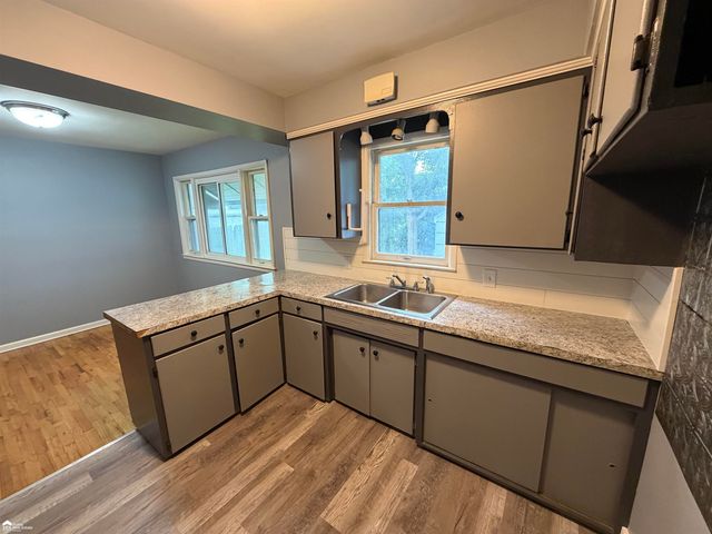 3513 Yale Street, Flint, MI 48503