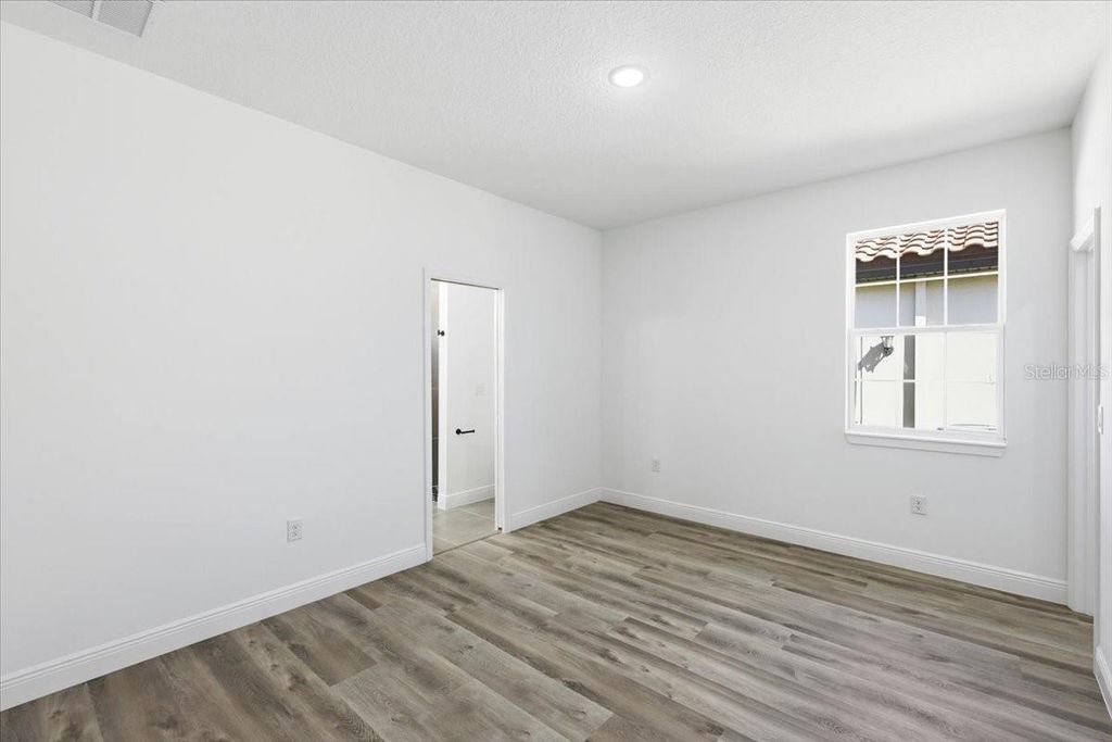 Image 15 of property listing at 367 VILLA SORRENTO CIRCLE, Haines City, FL 33844