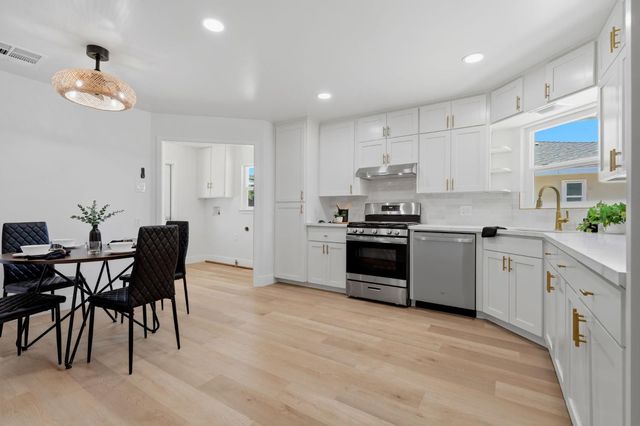 2114 Palm Avenue, Sanger, CA 93657