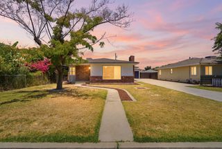 2114 Palm Avenue, Sanger, CA 93657