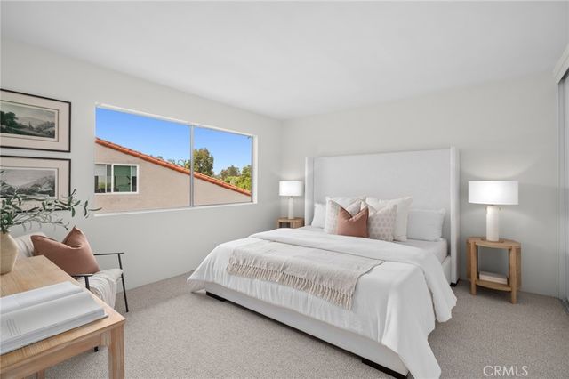 418 Vista Trucha, Newport Beach, CA 92660