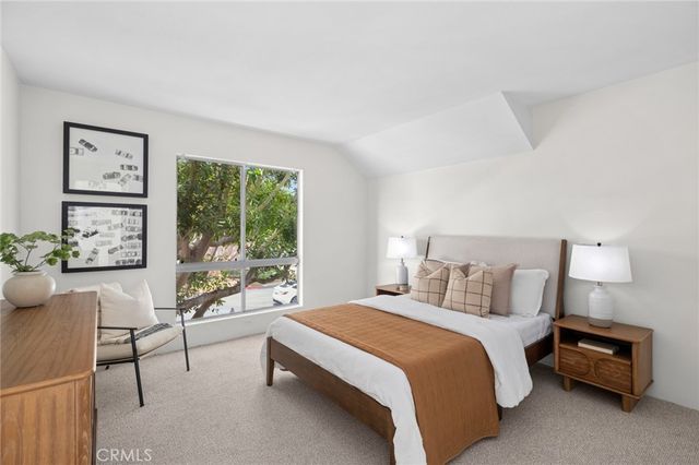 418 Vista Trucha, Newport Beach, CA 92660