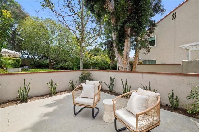 418 Vista Trucha, Newport Beach, CA 92660