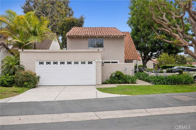 418 Vista Trucha, Newport Beach, CA 92660