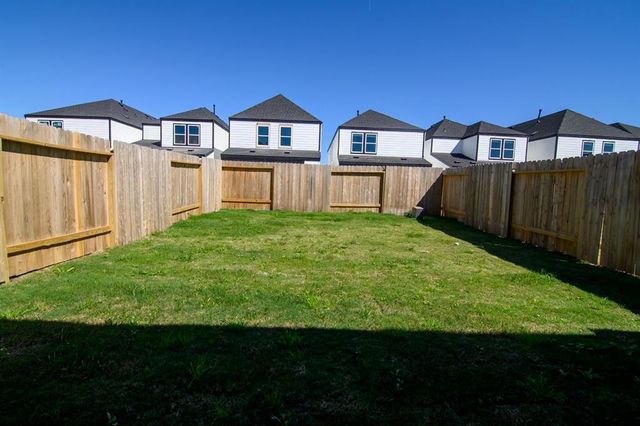 3121 Crown Gate Drive, Houston, TX 77047