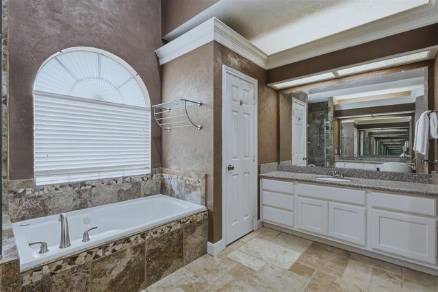 19822 Emerald Springs Drive, Houston, TX 77094