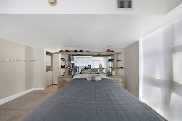 41 SE 5th St 502, Miami, FL 33131