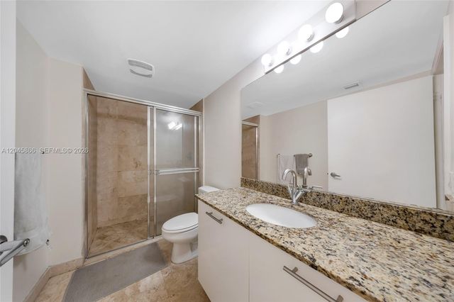 41 SE 5th St 502, Miami, FL 33131