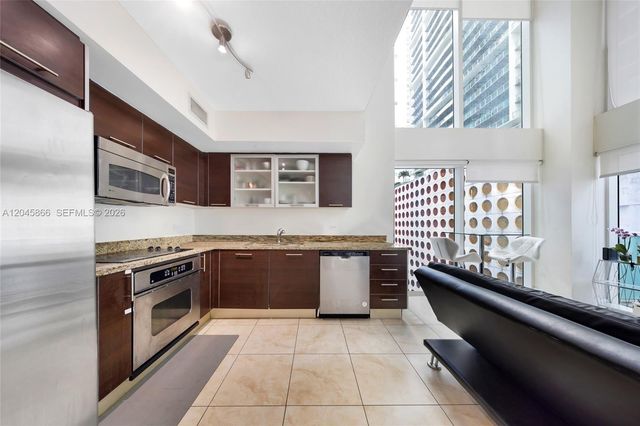 41 SE 5th St 502, Miami, FL 33131