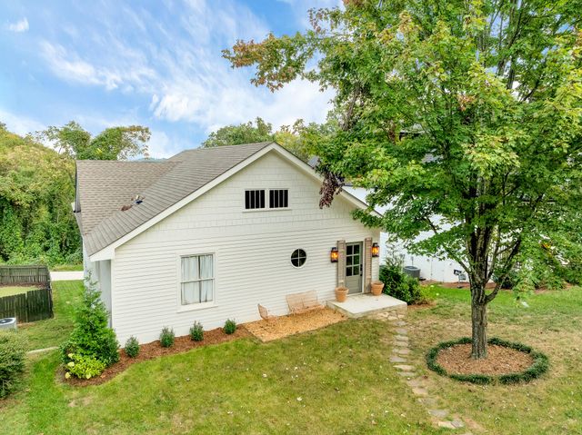 1116 W Mississippi Avenue, Chattanooga, TN 37405