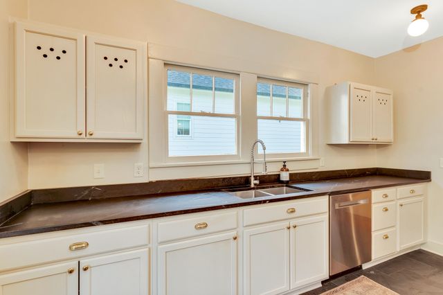 1116 W Mississippi Avenue, Chattanooga, TN 37405