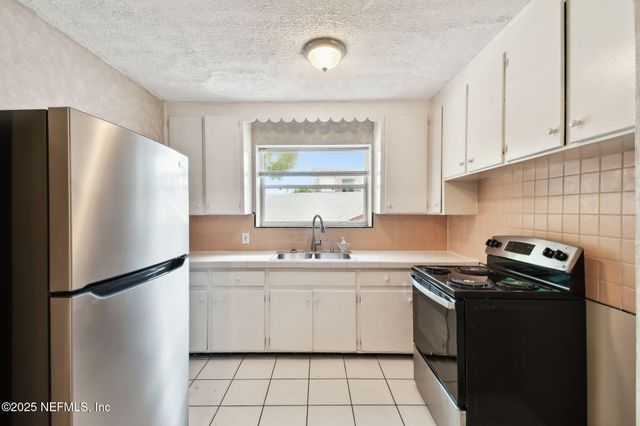 828 ACOSTA Street, Jacksonville, FL 32204