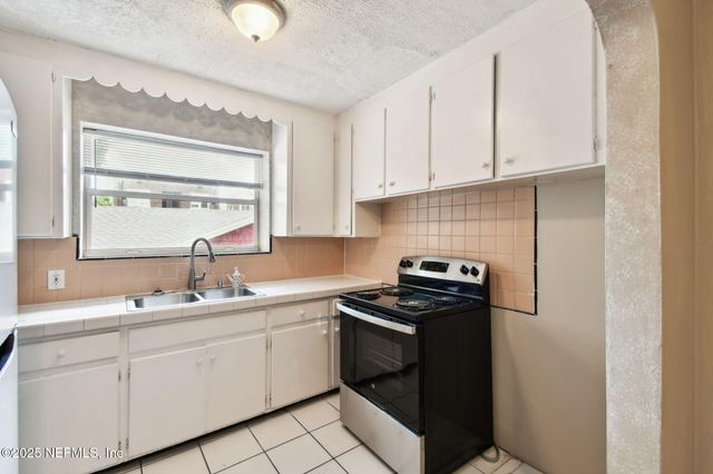 828 ACOSTA Street, Jacksonville, FL 32204