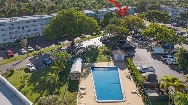 107 Royal Park Drive 1e, Oakland Park, FL 33309