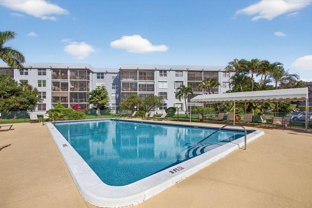 107 Royal Park Drive 1e, Oakland Park, FL 33309