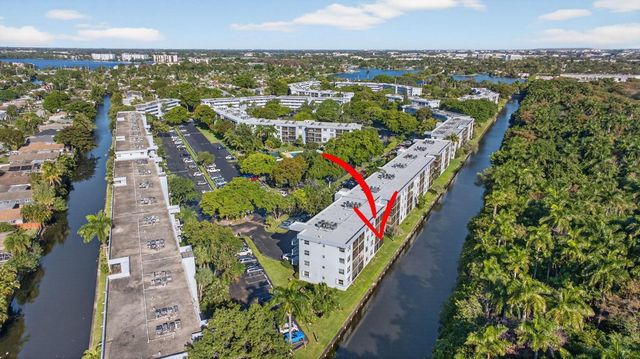 107 Royal Park Drive 1e, Oakland Park, FL 33309