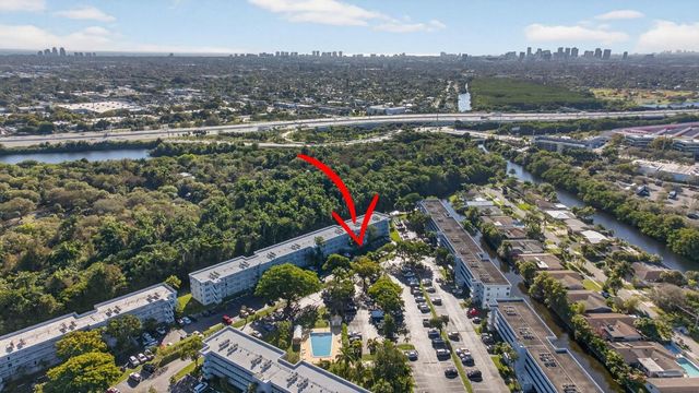 107 Royal Park Drive 1e, Oakland Park, FL 33309