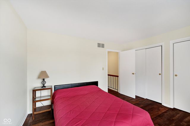 7472 Countrybrook Drive, Indianapolis, IN 46260