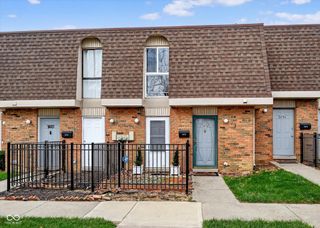 7472 Countrybrook Drive, Indianapolis, IN 46260