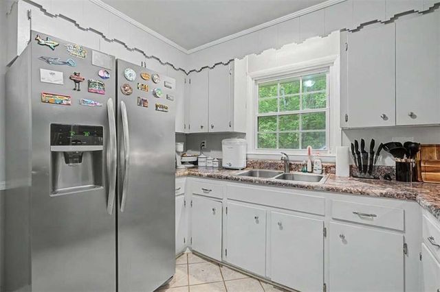98 James Street, Tallapoosa, GA 30176