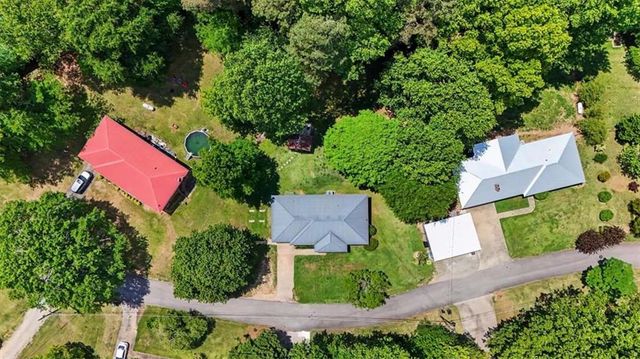 98 James Street, Tallapoosa, GA 30176