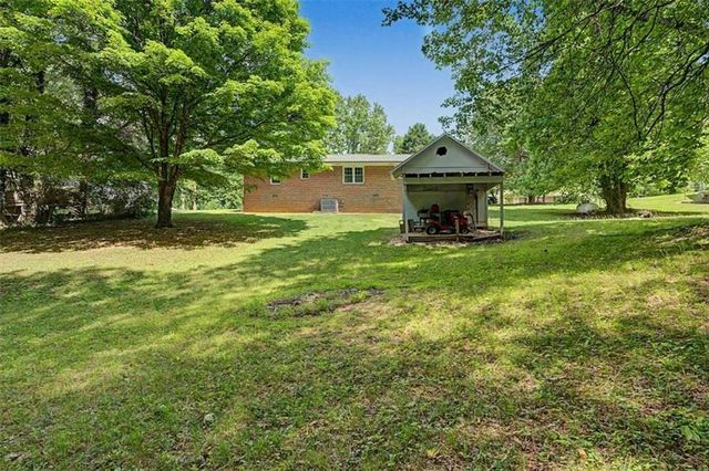 98 James Street, Tallapoosa, GA 30176