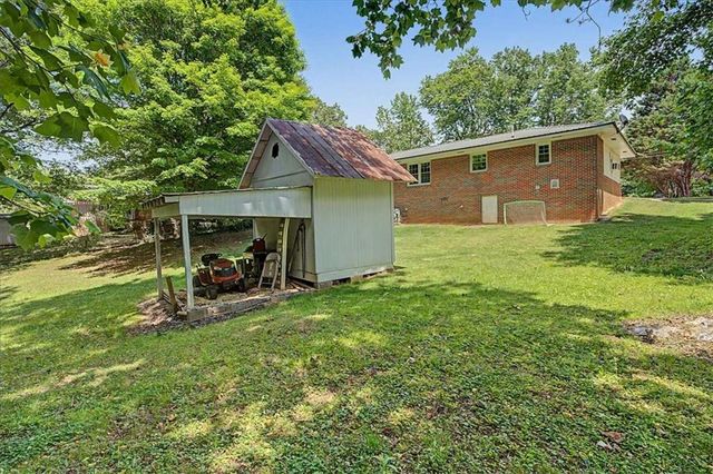 98 James Street, Tallapoosa, GA 30176
