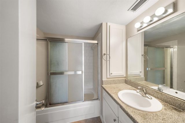 515 Tallowood Road 23, Houston, TX 77024
