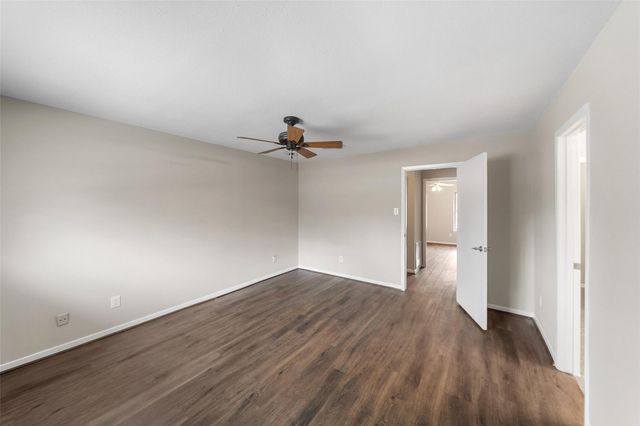 515 Tallowood Road 23, Houston, TX 77024