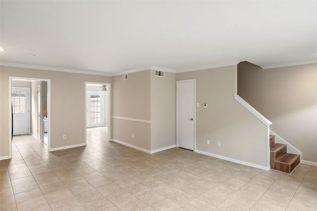515 Tallowood Road 23, Houston, TX 77024