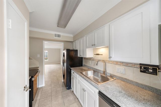 515 Tallowood Road 23, Houston, TX 77024