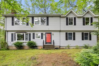 12 White Avenue, Concord, MA 01742