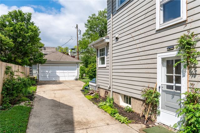 331 Forrer Boulevard, Oakwood, OH 45419