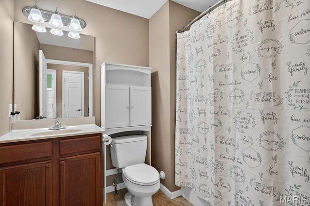 5037 Bristol Hill Dr, O'fallon, IL 62269