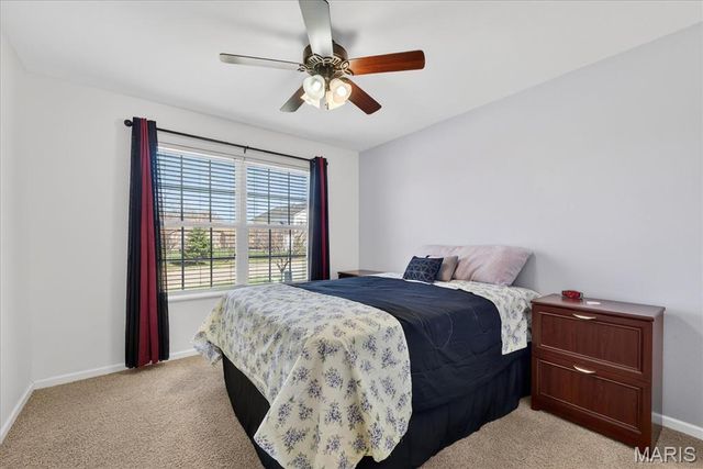 5037 Bristol Hill Dr, O'fallon, IL 62269