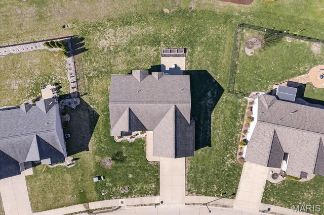 5037 Bristol Hill Dr, O'fallon, IL 62269