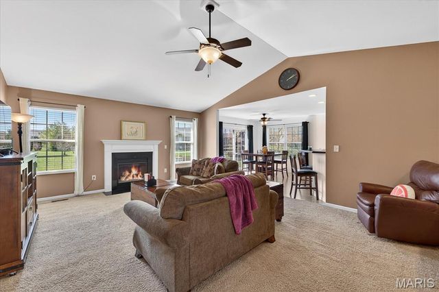 5037 Bristol Hill Dr, O'fallon, IL 62269