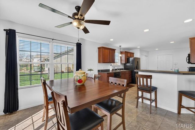 5037 Bristol Hill Dr, O'fallon, IL 62269