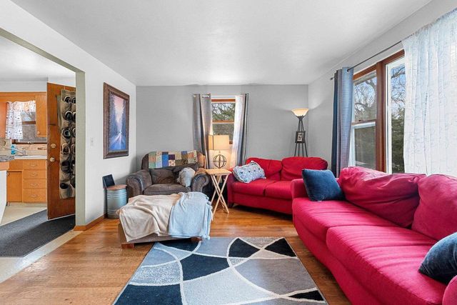 801 CAROLINE STREET, Neenah, WI 54956