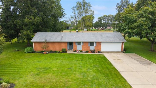 5325 David Drive, Tipp City, OH 45371