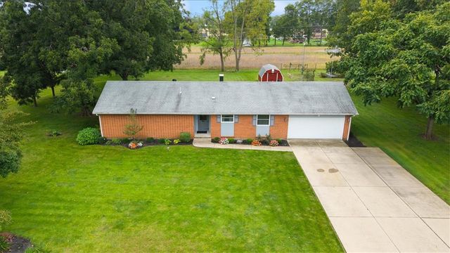 5325 David Drive, Tipp City, OH 45371