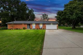5325 David Drive, Tipp City, OH 45371