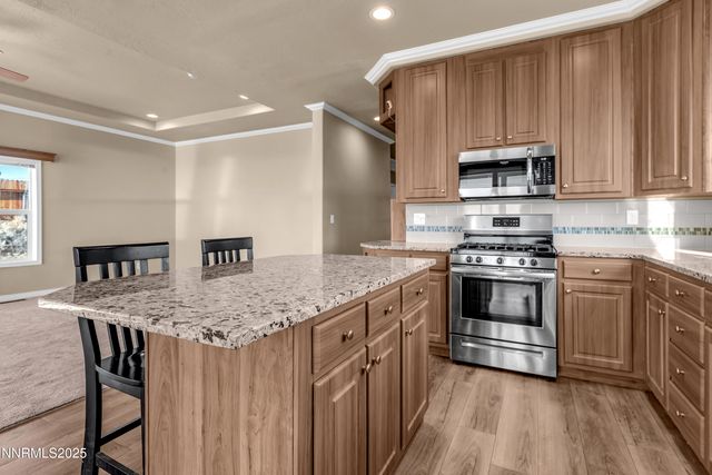 6275 Chimney Road, Sun Valley, NV 89433