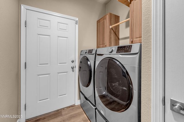 6275 Chimney Road, Sun Valley, NV 89433